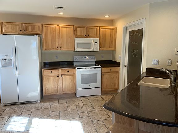 1716AlpineMeadows901_Kitchen_02162021