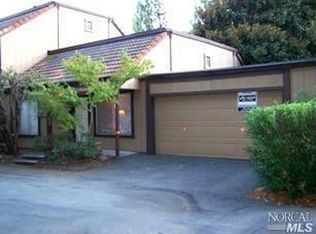 29 Alhambra Cir, Fairfax, CA 94930