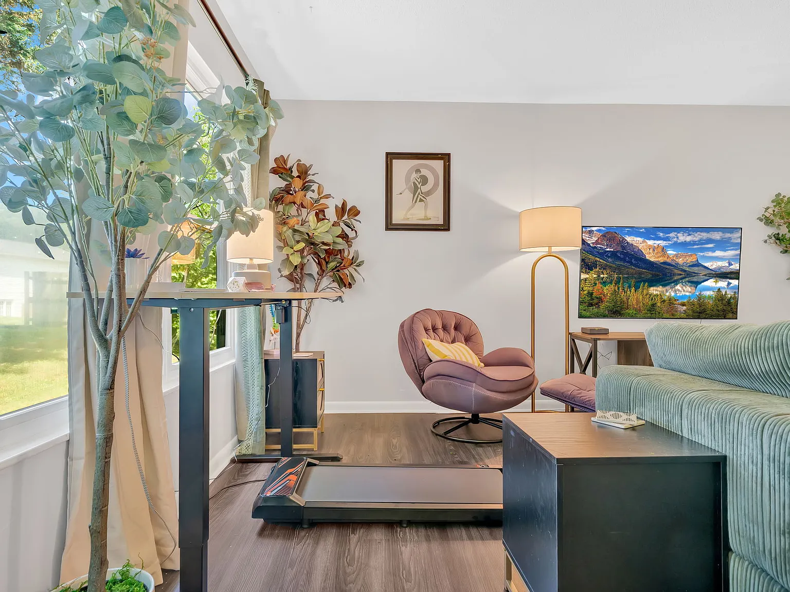2 bed, 1.5 bath, 1129 sqft, $2,750 — Photo 3