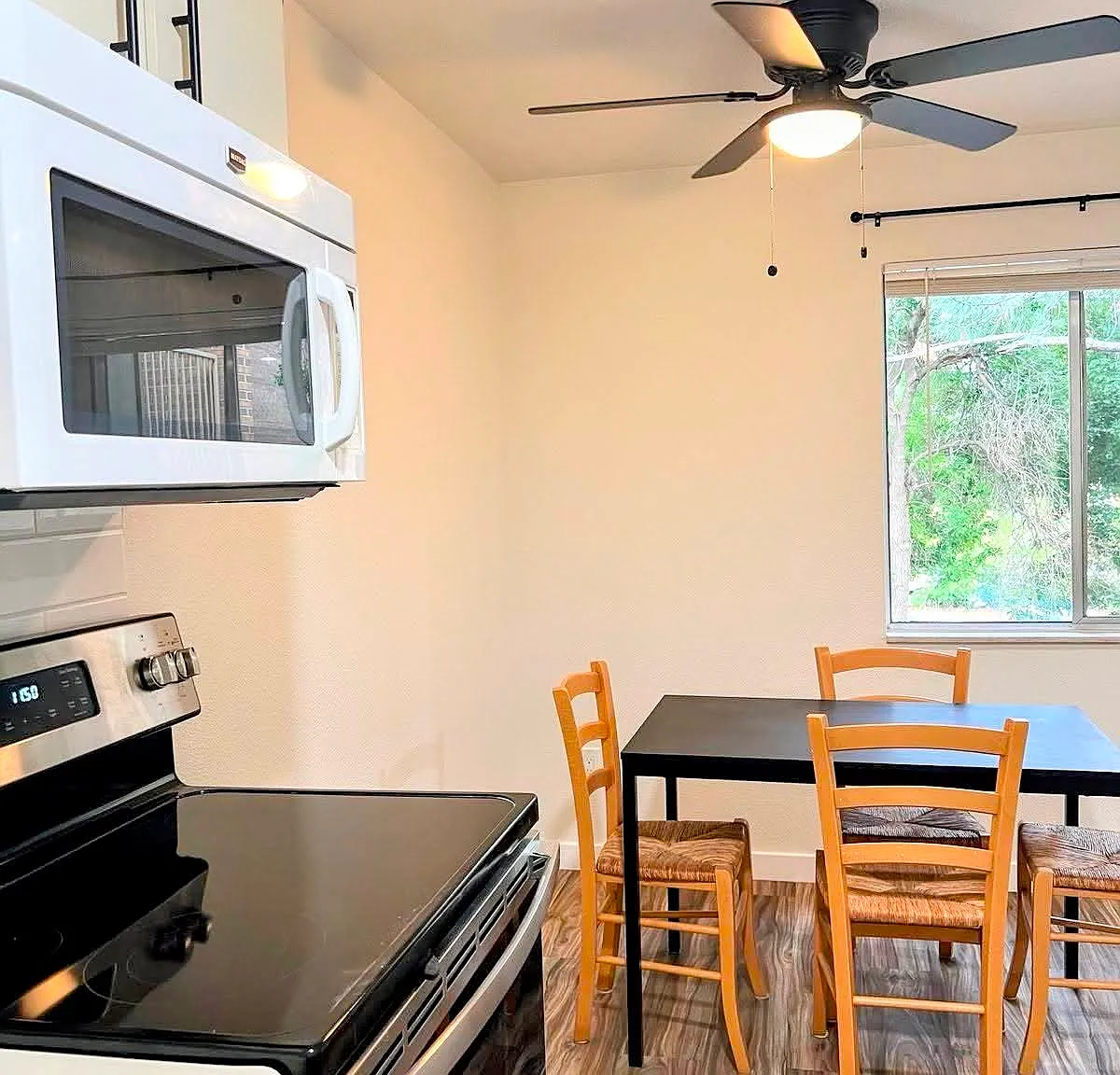 3393 Madison Ave — Photo 4