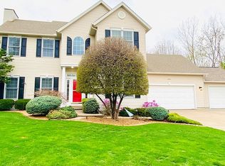 604 E 3rd St, Coal Valley, IL