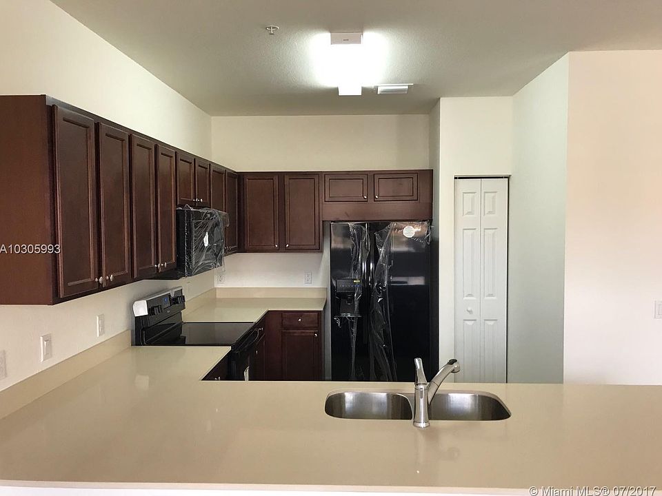 1st image of 210 NW 109th Ave #1