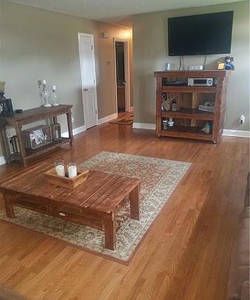 4th image of 184 Doe Trail Ln #16
