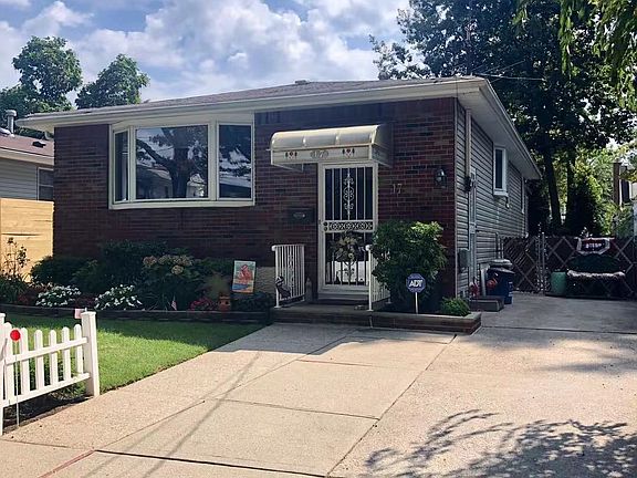 2nd image of 17 Galloway Ave