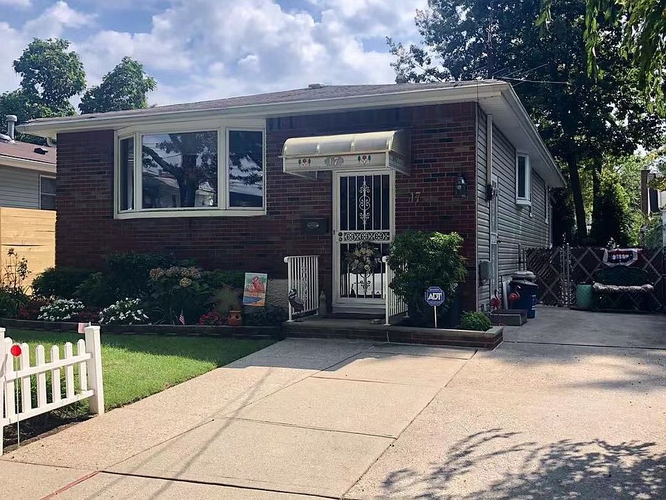 1st image of 17 Galloway Ave