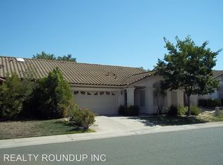 8453 Camino Vista Way, Elk Grove, CA 95624