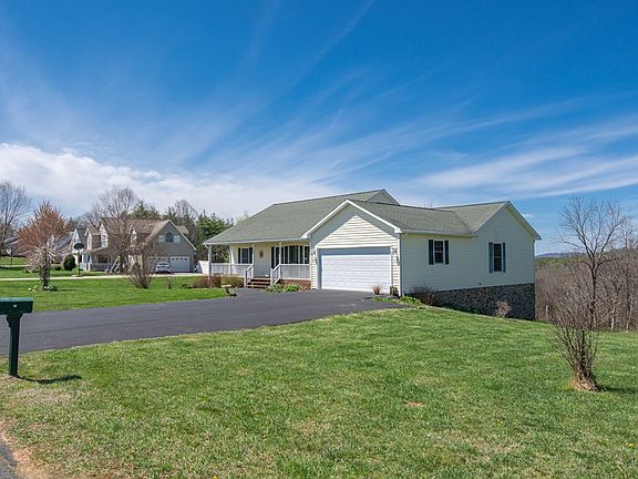 2nd image of 82 Falcon Dr