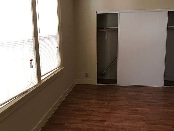 2nd image of 3057 Leeward Ave APT 01