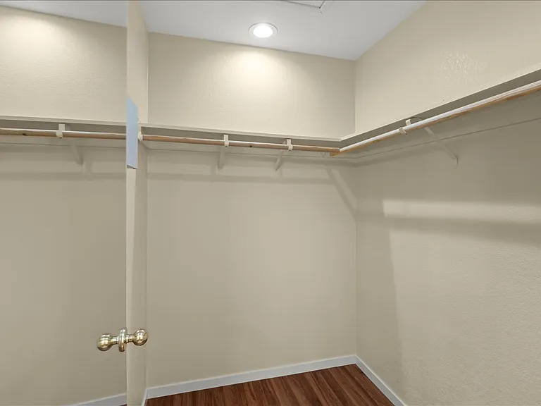 38806 Litchfield Cir — Photo 22