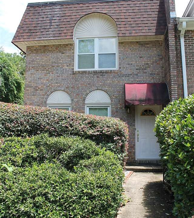 1st image of 437 Hillcrest St