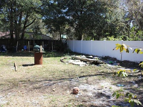 4th image of 1107 Oregon Ave
