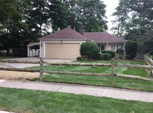 24925 Forestview Ct, Bay Village, OH 44140