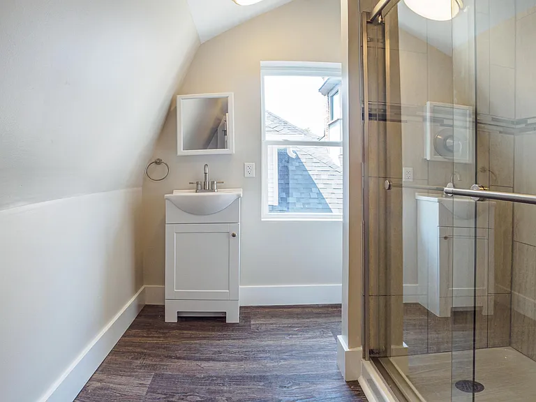 207 Ford St #2 — Photo 13