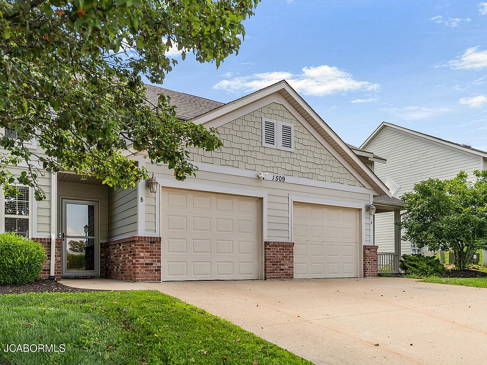 1st image of 1509 Spiros Dr #B