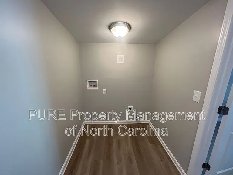 608 S Yadkin Ave — Photo 19