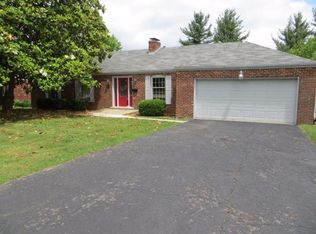 206 Raintree Rd, Frankfort, KY 40601