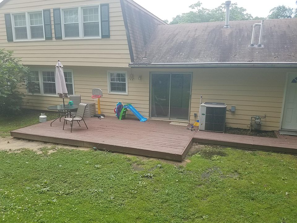 2nd image of 1715 Tarrytown Ave