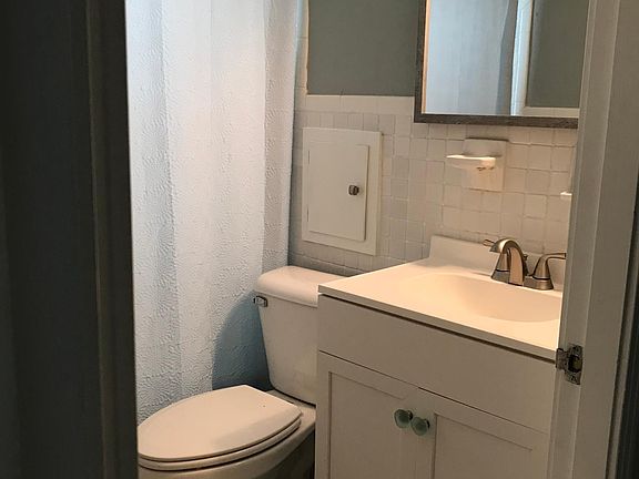 5th image of 26 Monteray Ave