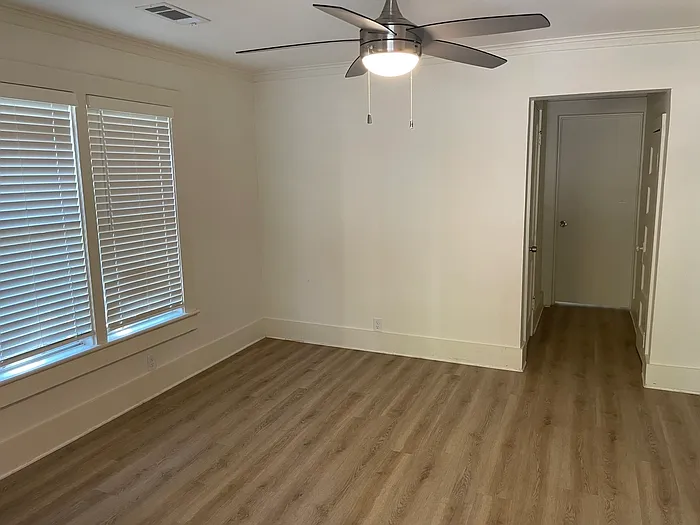 2 bed, 1.0 bath, 1000 sqft, $1,195 — Photo 2