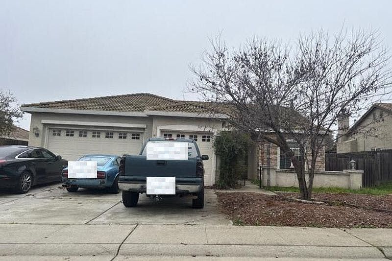 1st image of 4308 Lakebreeze Dr