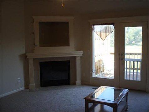 4th image of 417 Marina Ct