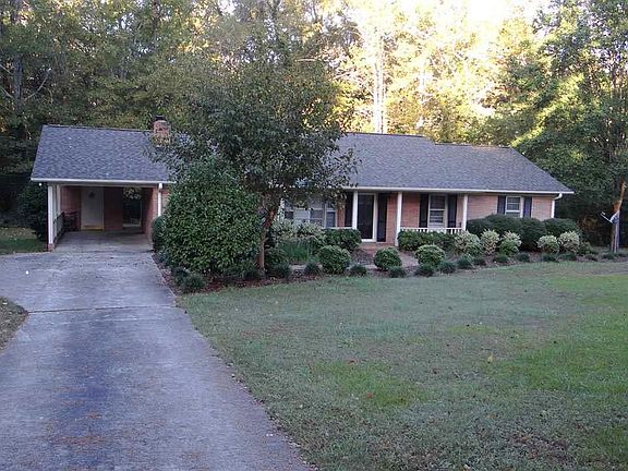 2nd image of 103 Beechwood Dr