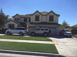 682 W Santos Ave, Ripon, CA 95366
