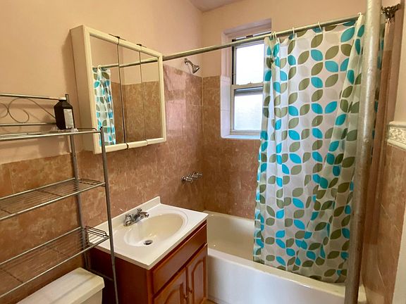 5th image of 1405 71st St APT 3