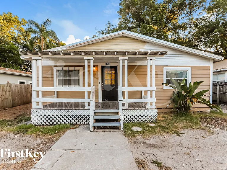 920 E Dr Martin Luther King Jr Blvd — Photo 1