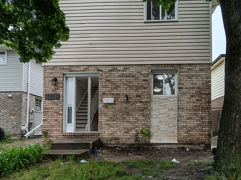 1118 Aire Pl — Photo 25