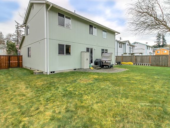 2nd image of 2916 12th Street Pl SW