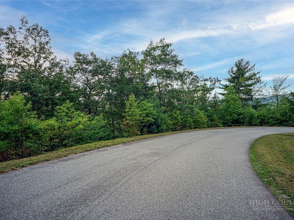 1st image of 352 Pepperroot Road
