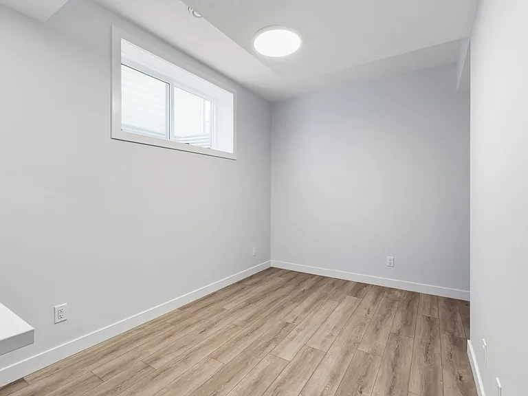 112 Harmony Cir #B — Photo 5