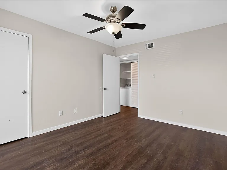 88 Lakeview Vlg — Photo 34