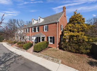 4689 34th St S, Arlington, VA 22206