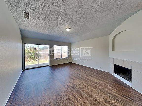 2nd image of 1605 Heritage Blvd