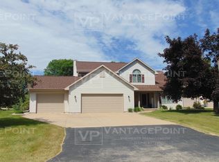 3111 Sun Valley Ct, Appleton, WI 54911