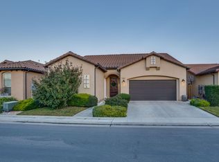 2441 S Via Versilia Dr, Fresno, CA 93727