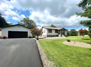 3507 Grandview Rd, Beaver, WV 25813