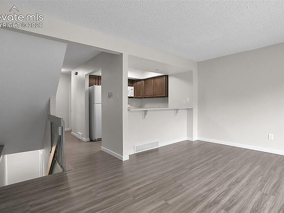 5th image of 2449 Lexington Village Ln