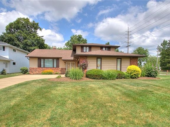 2nd image of 5989 Ashcroft Dr