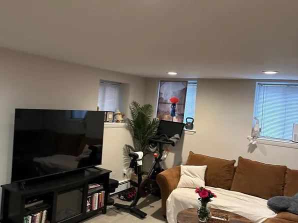 1 Auburn St #B, Charlestown, MA 02129