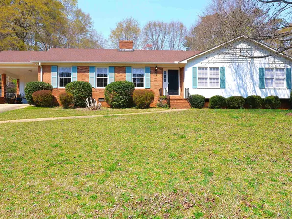 827 Thackston Dr, Spartanburg, SC 29307