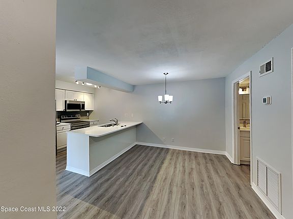 3rd image of 8753 Live Oak Ct #0