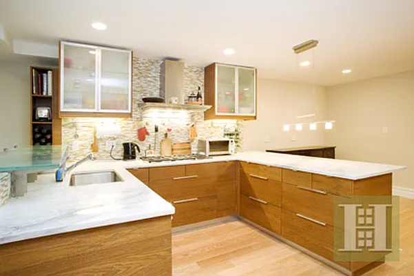 Rented by Halstead Real Estate | media 4