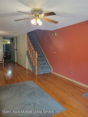 3rd image of 338 Grandview Ave