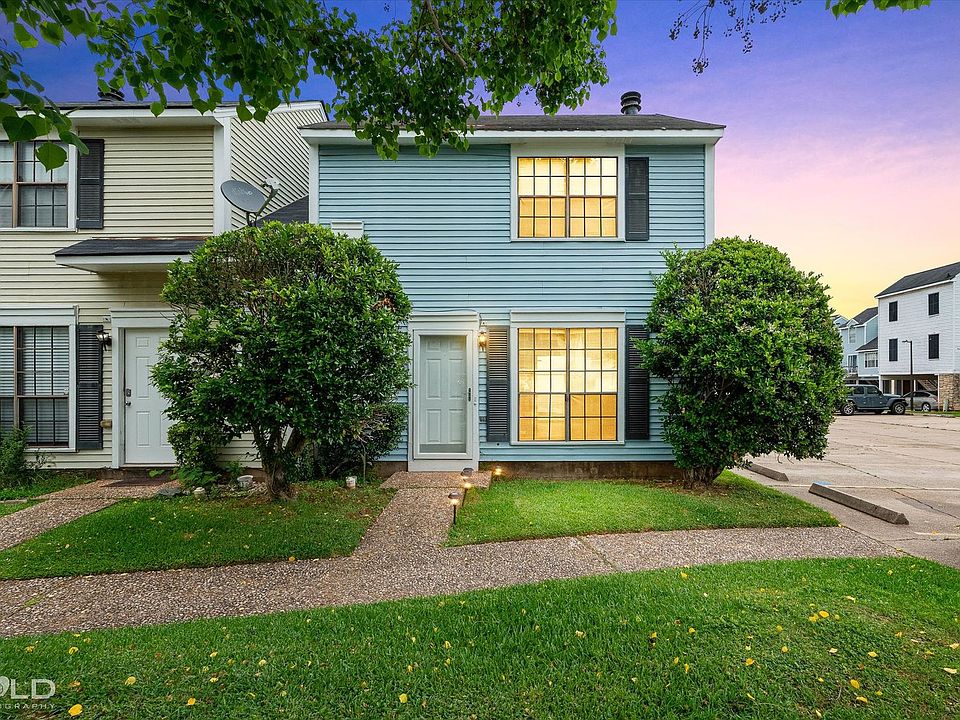 1st image of 236 Settlers Park Dr