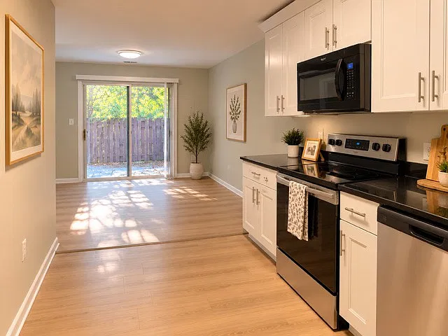 4 bed, 1464 sqft, $3,200 — Photo 3