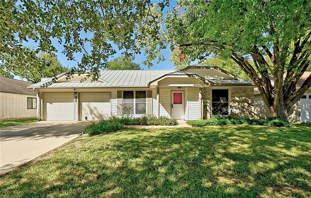 8610 Ruddington Dr Austin TX 78748 Zillow