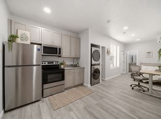 715 28th St #G, Galveston, TX 77550